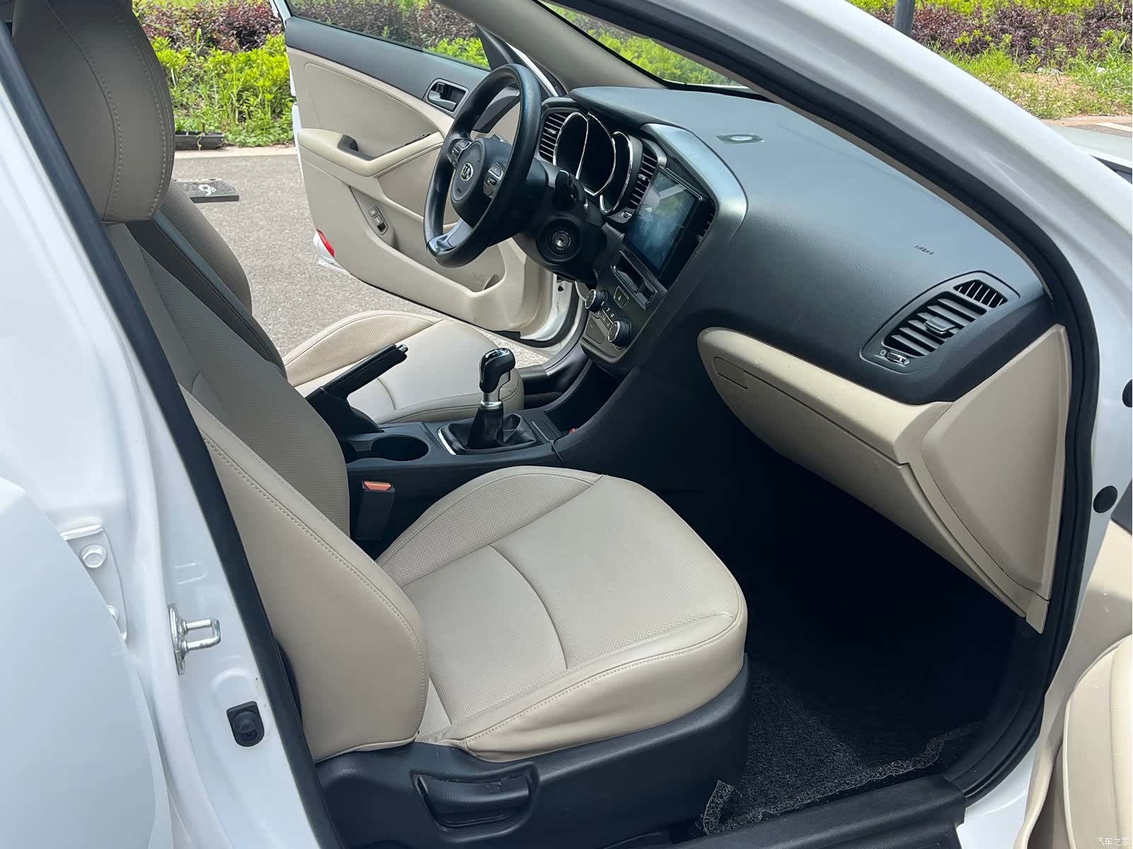 Kia K5, 2014 10