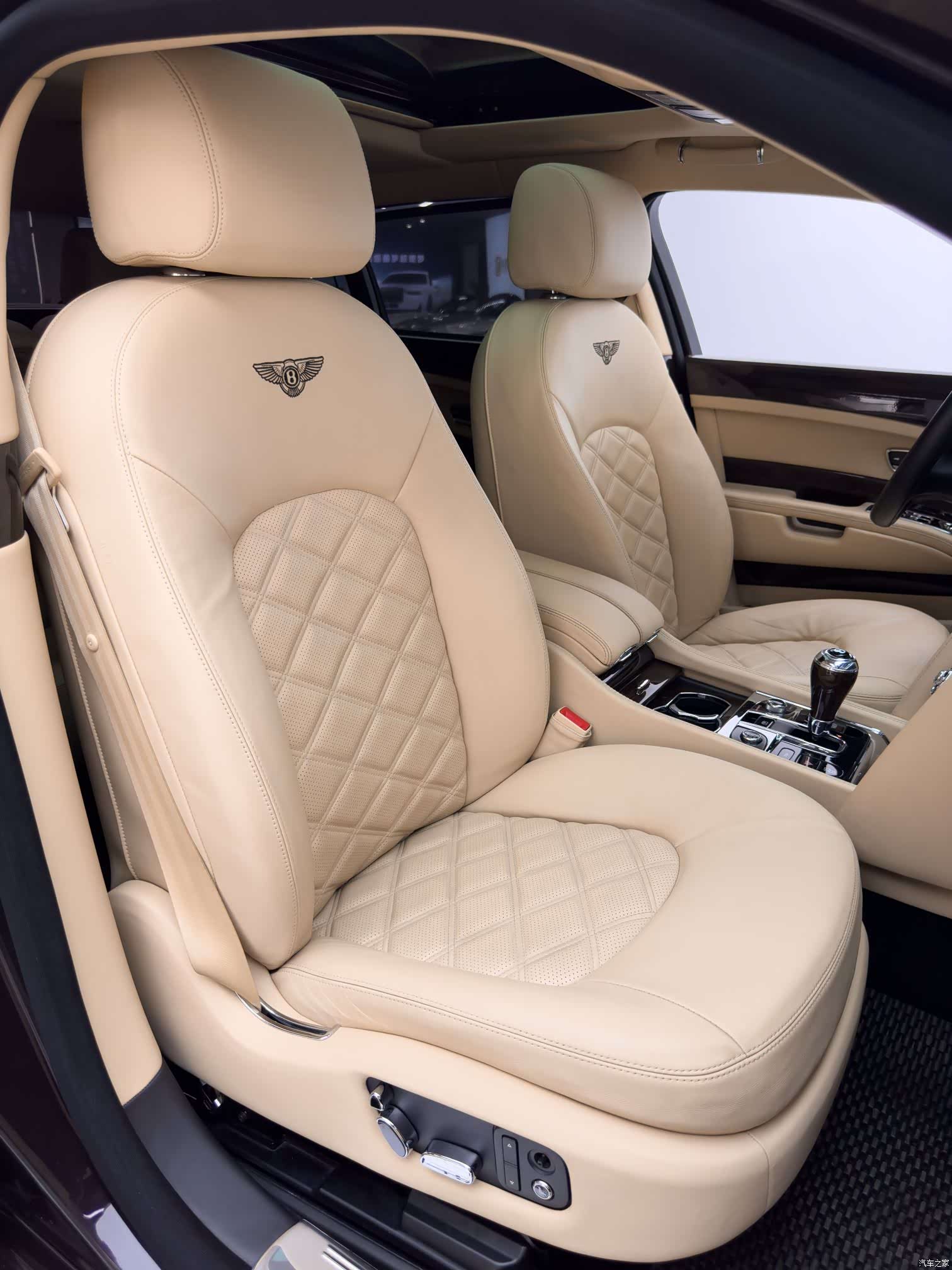 Bentley Mulsanne, 2014 13