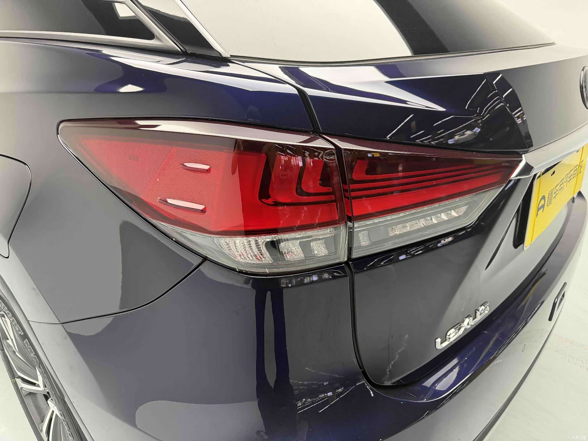 Lexus RX, 2022 13