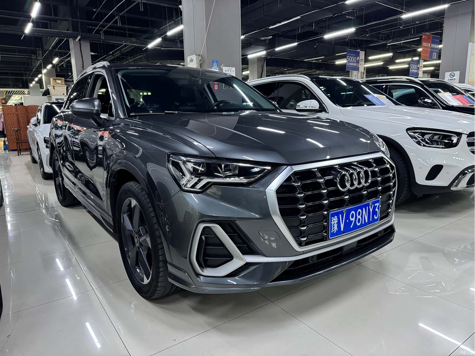 Audi Q3, 2023 12