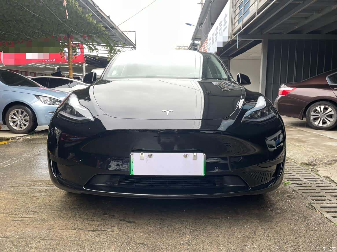 Tesla Model Y, 2024 2