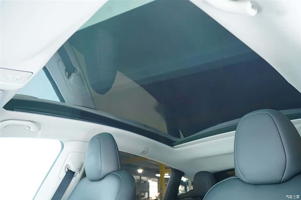 Tesla Model Y, 2022 6