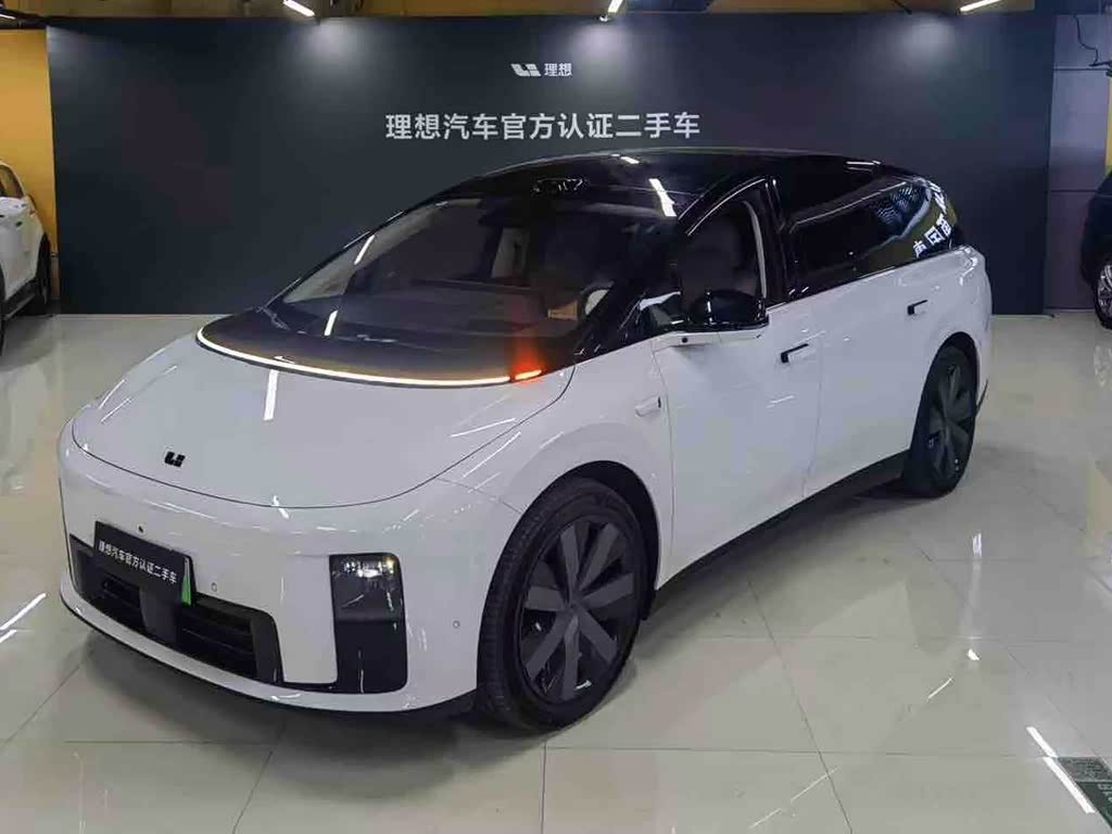 Li Auto i8