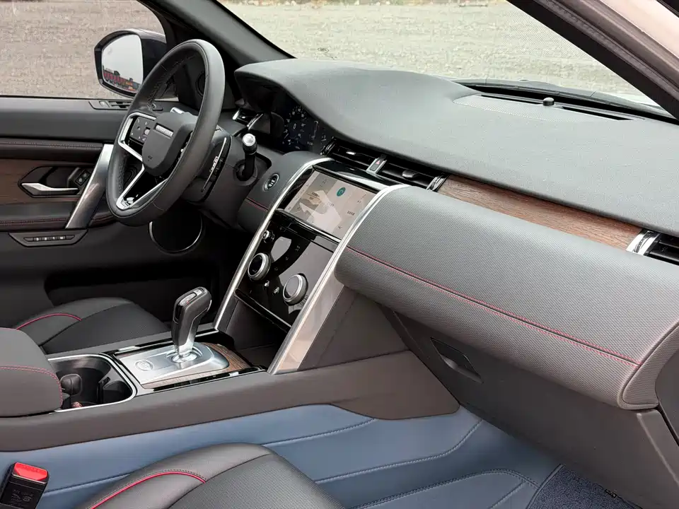 Land Rover Discover sports