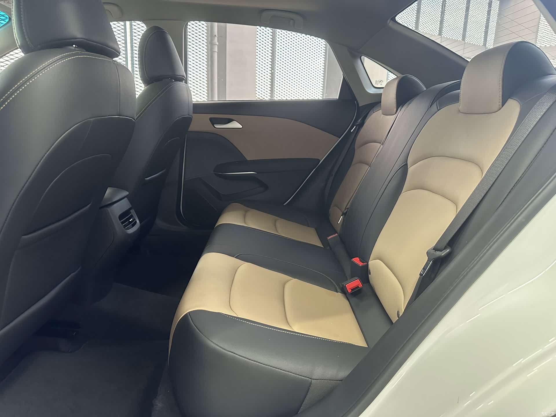 Chevrolet 320, 2021 6