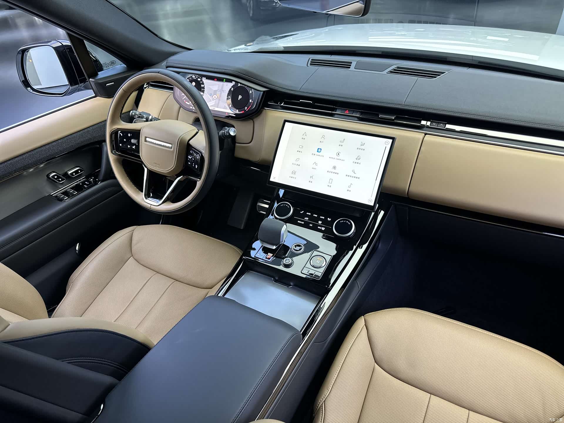 Land Rover Range Rover, 2023 10