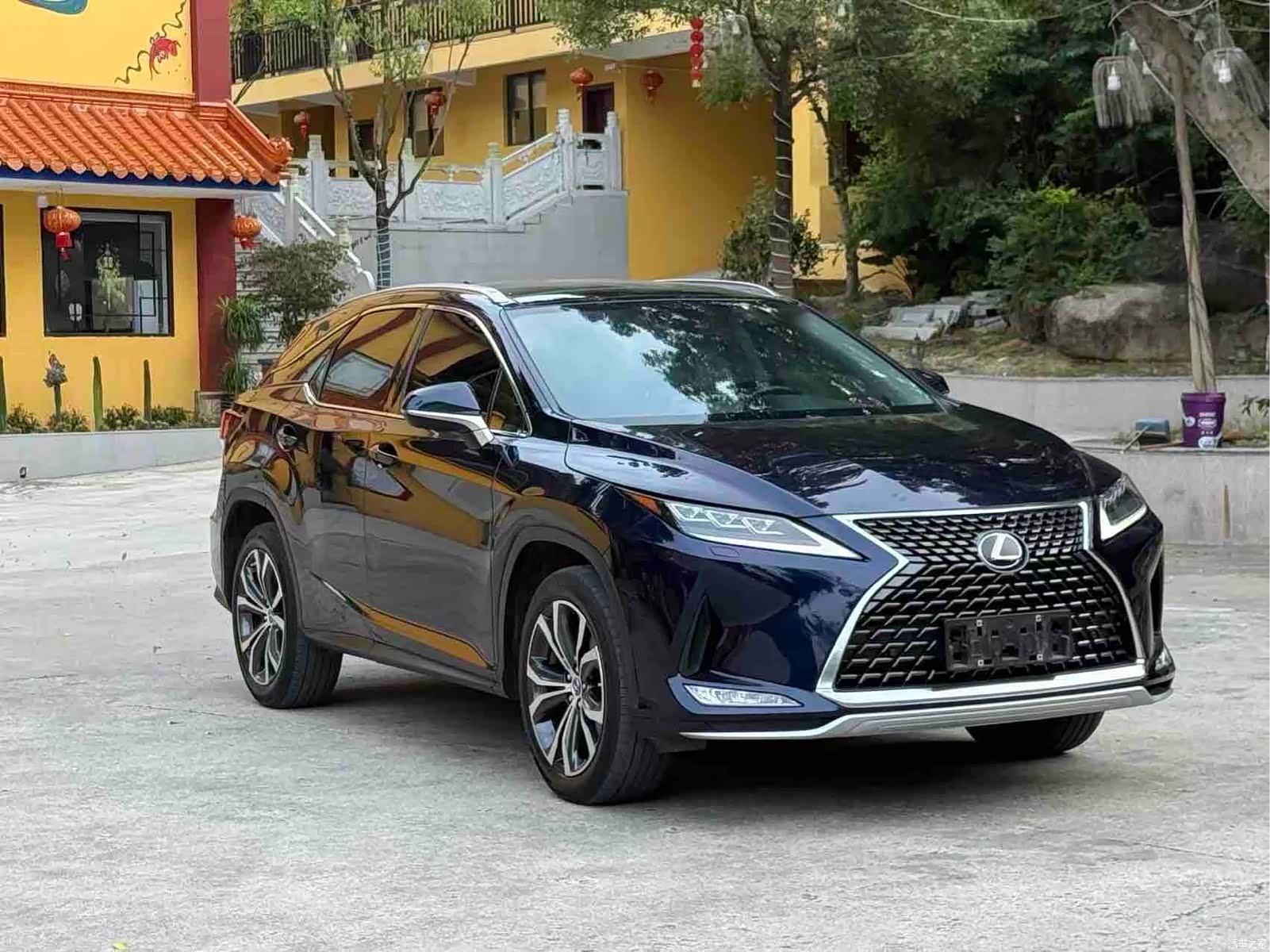Lexus RX, 2022 1