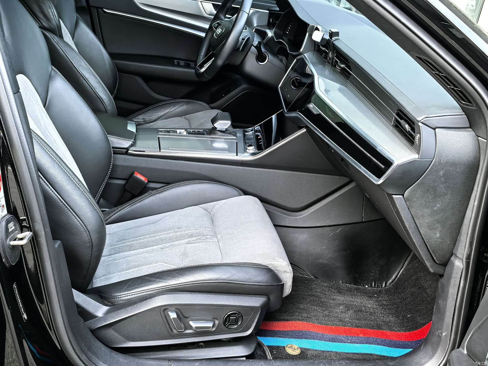 Audi A6L, 2024 10