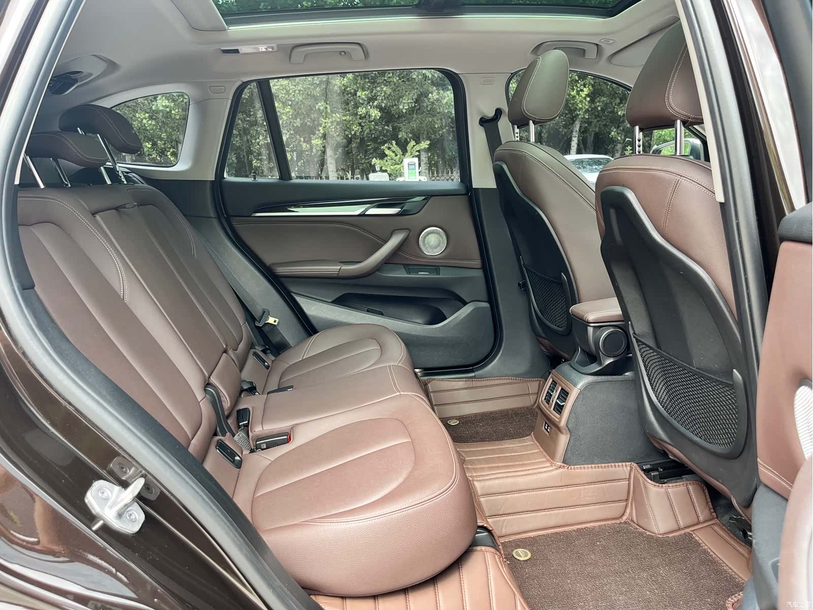 BMW X1, 2021 11