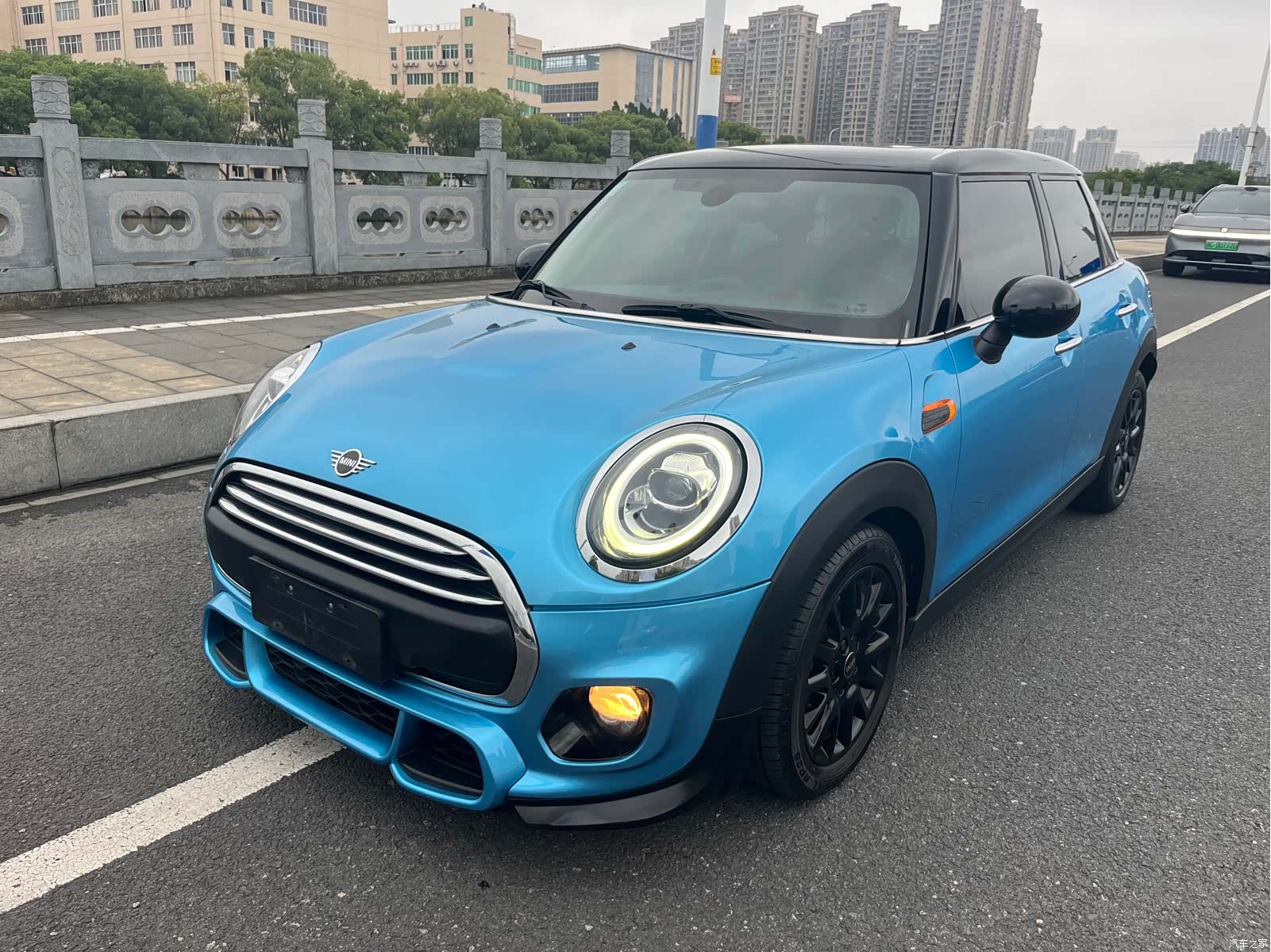 Mini ONE, 2019 1