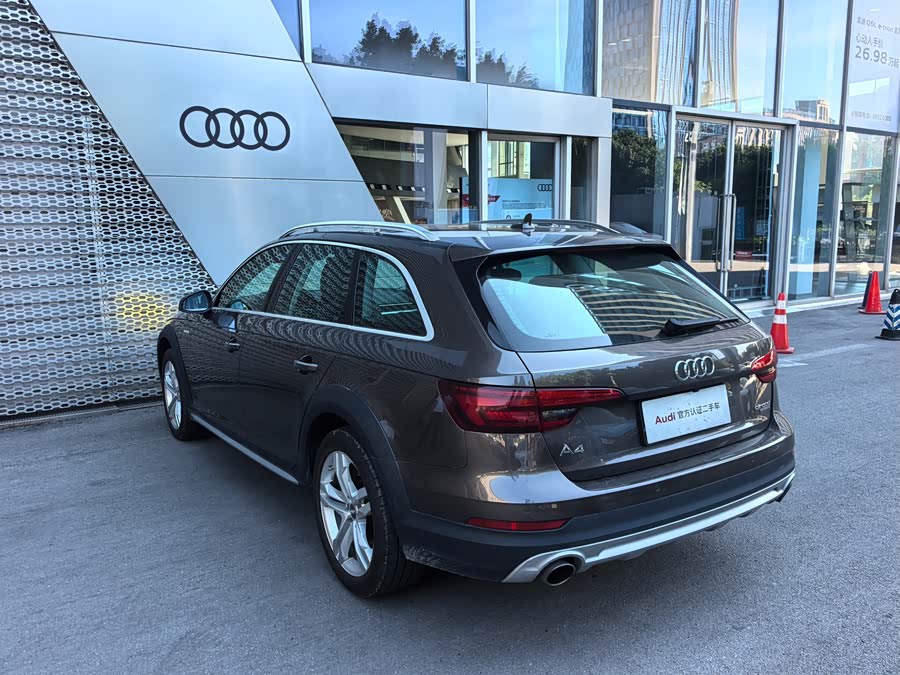Audi A4 2017, фото 10