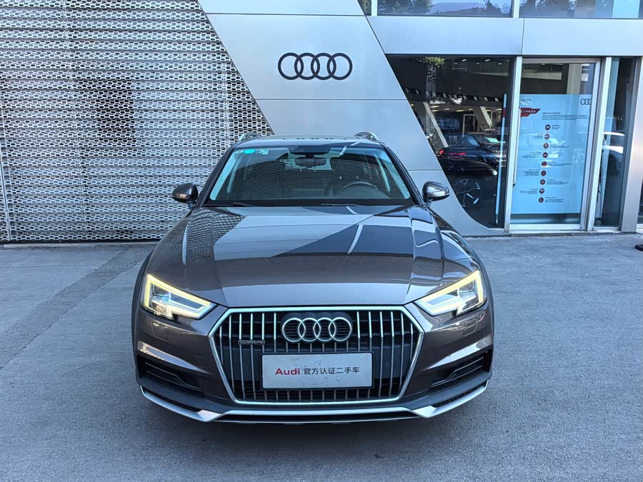 Audi A4 2017, фото 2