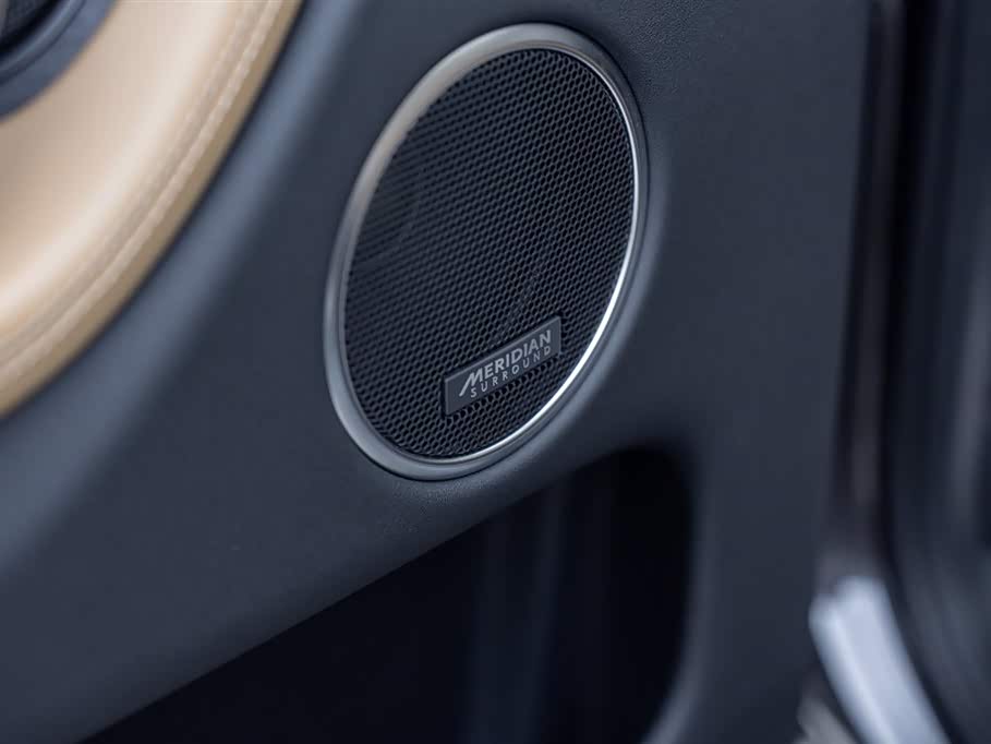 Land Rover Discover sports