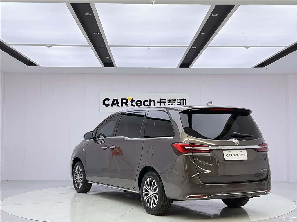 Buick GL8, 2025 7
