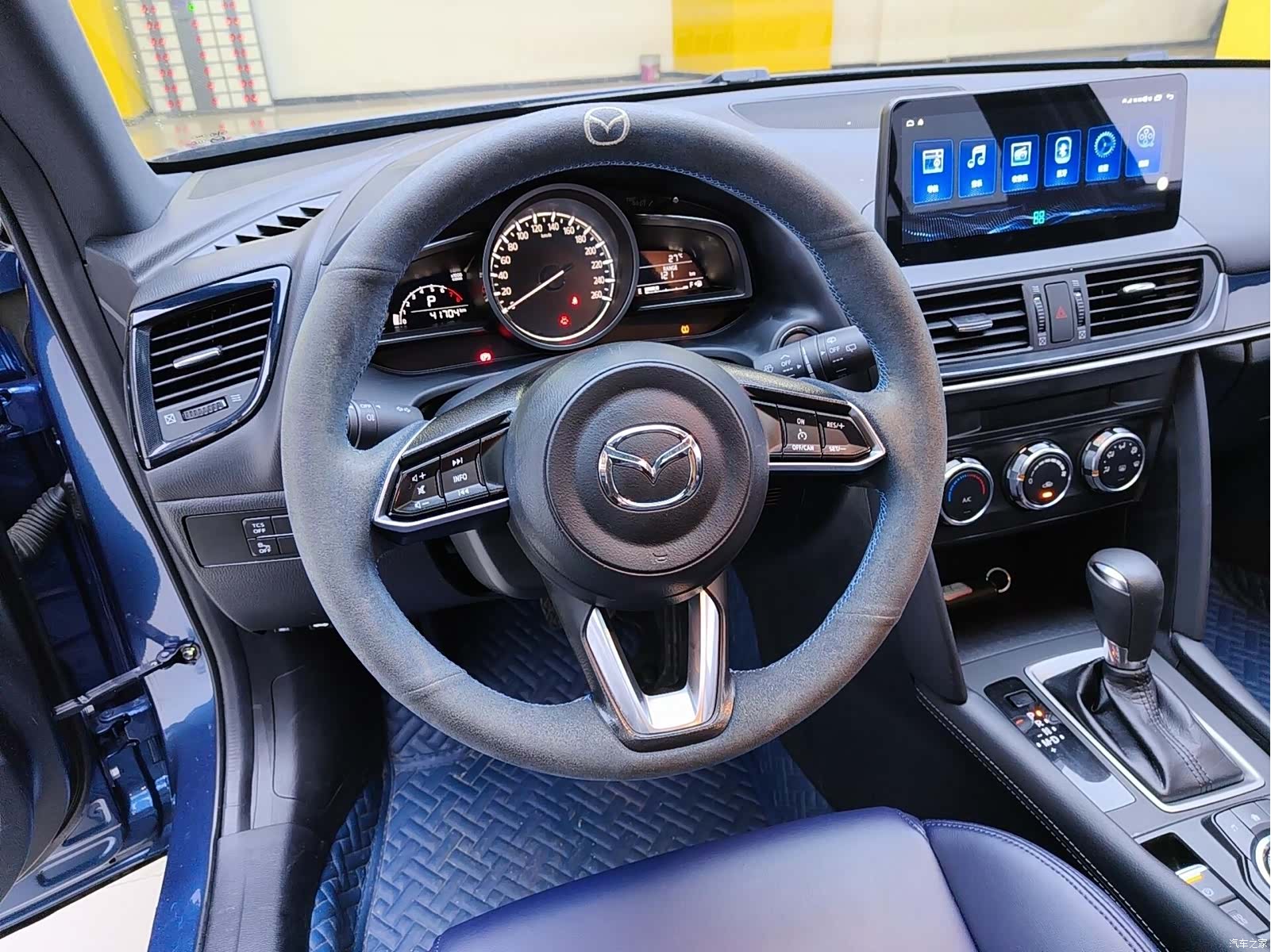 Mazda CX-4, 2022 7