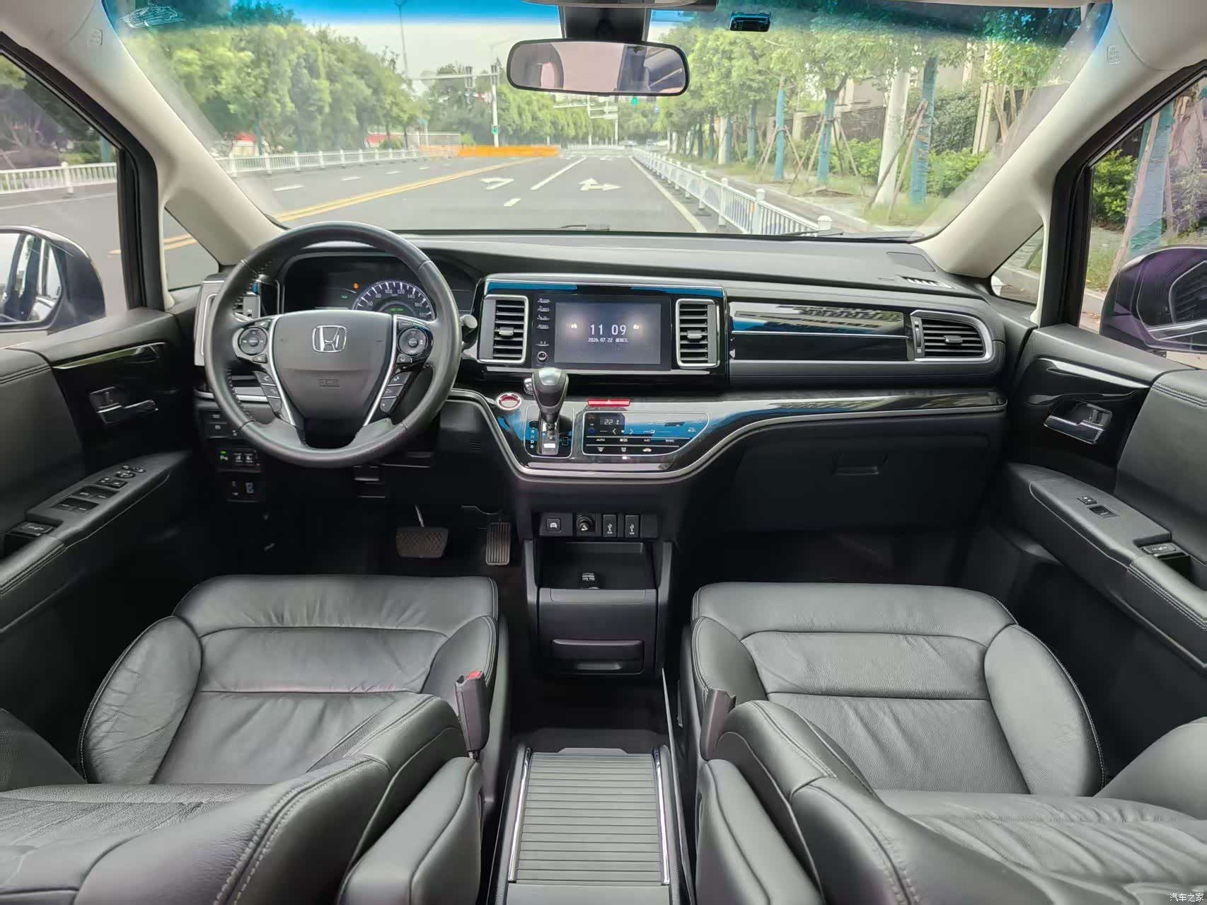Honda Elysion, 2020 все фото