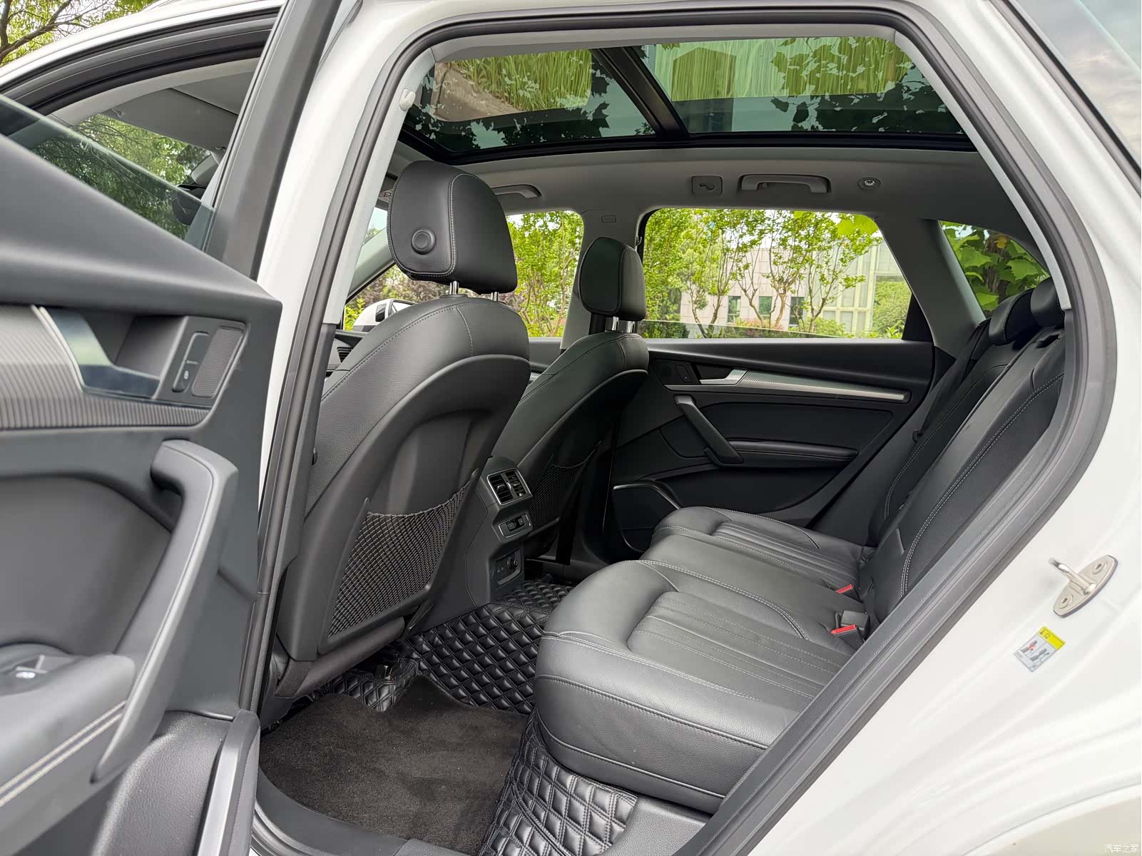 Audi Q5L, 2020 9