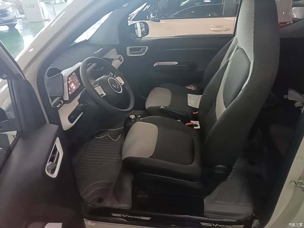 Wuling MINIEV, 2024 16