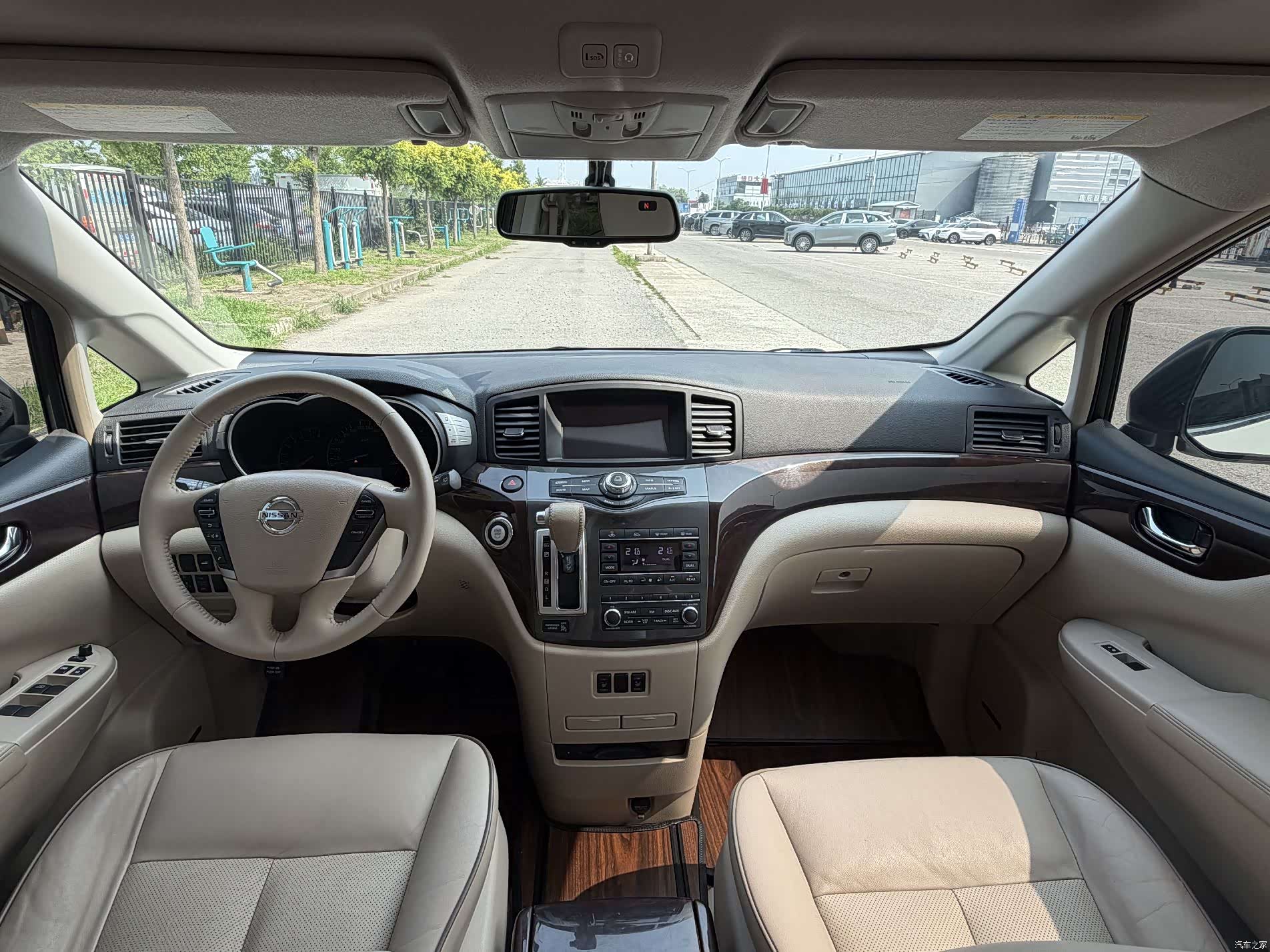 Nissan SL, 2017 11