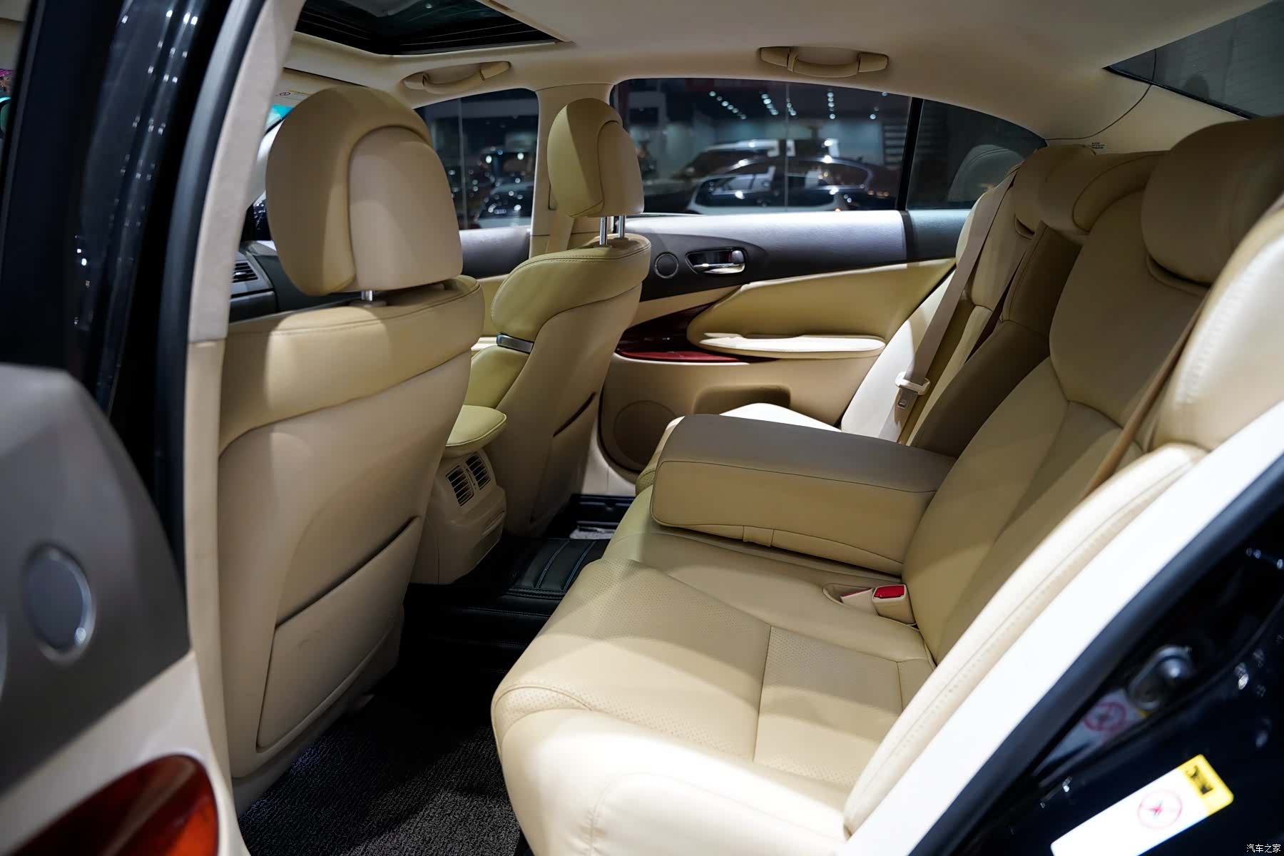 Lexus GS, 2011 8