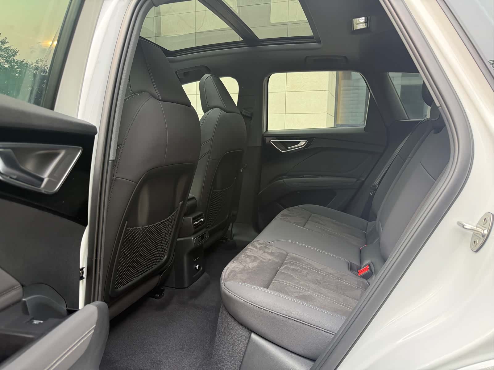 Audi Q4 e-tron, 2023 10