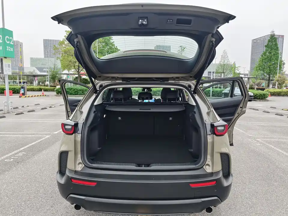 Mazda CX-50 line also