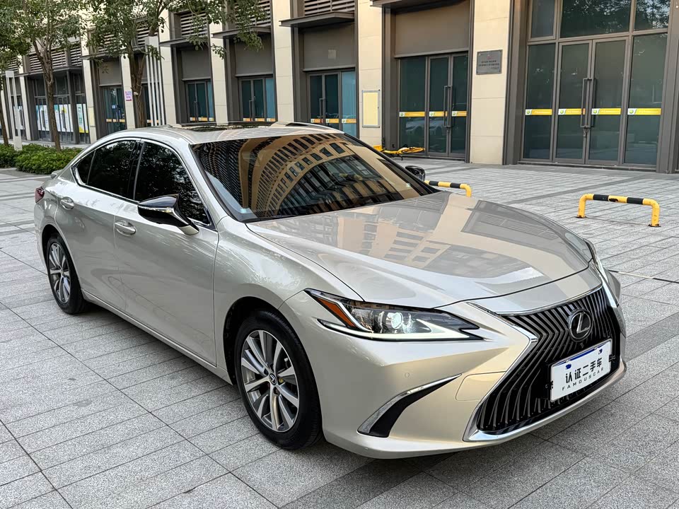 Lexus ES Lexus ES