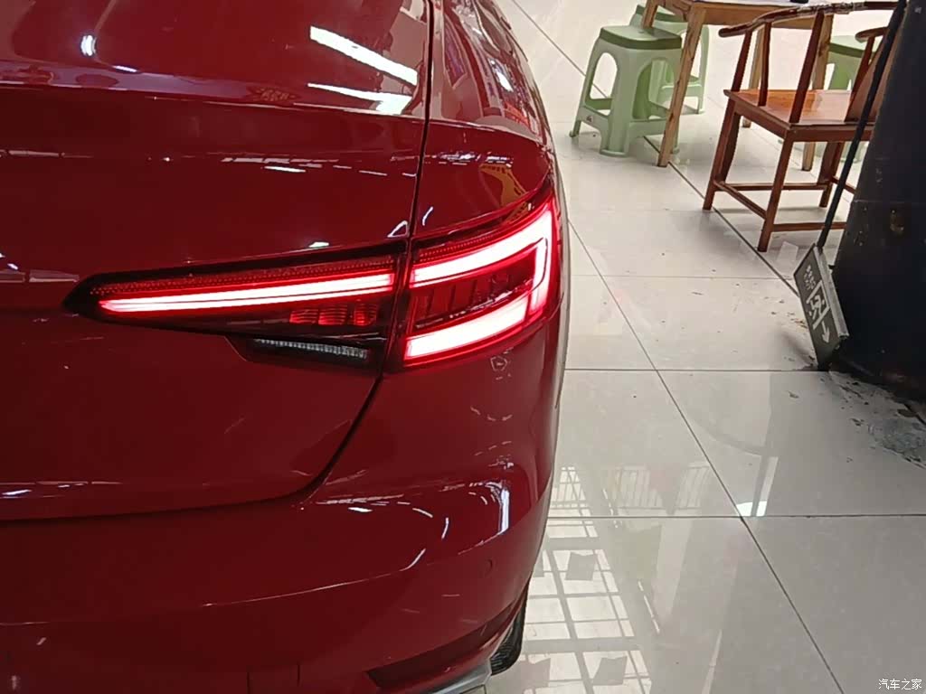 Audi A4L, 2018 8