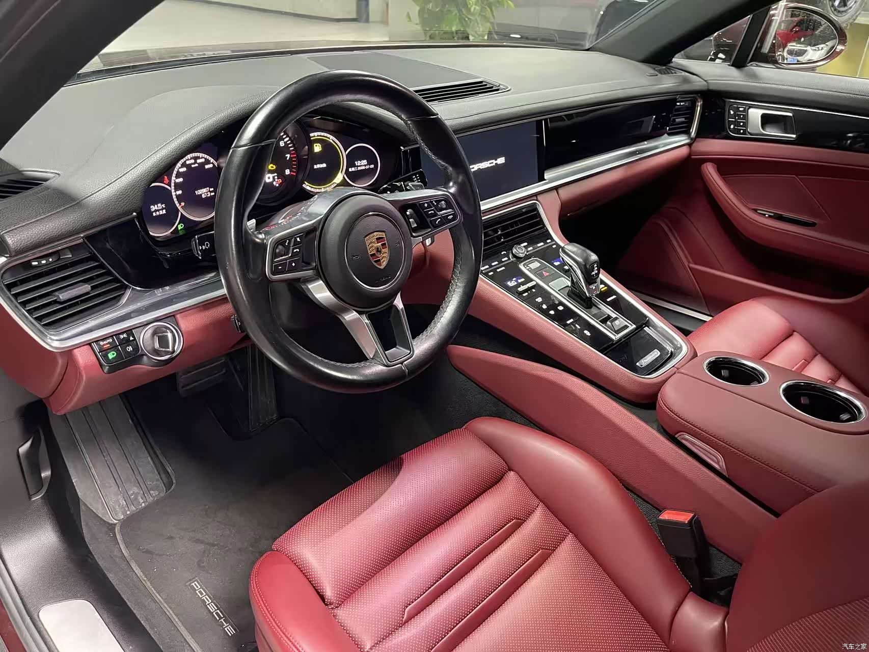 Porsche Panamera, 2018 9