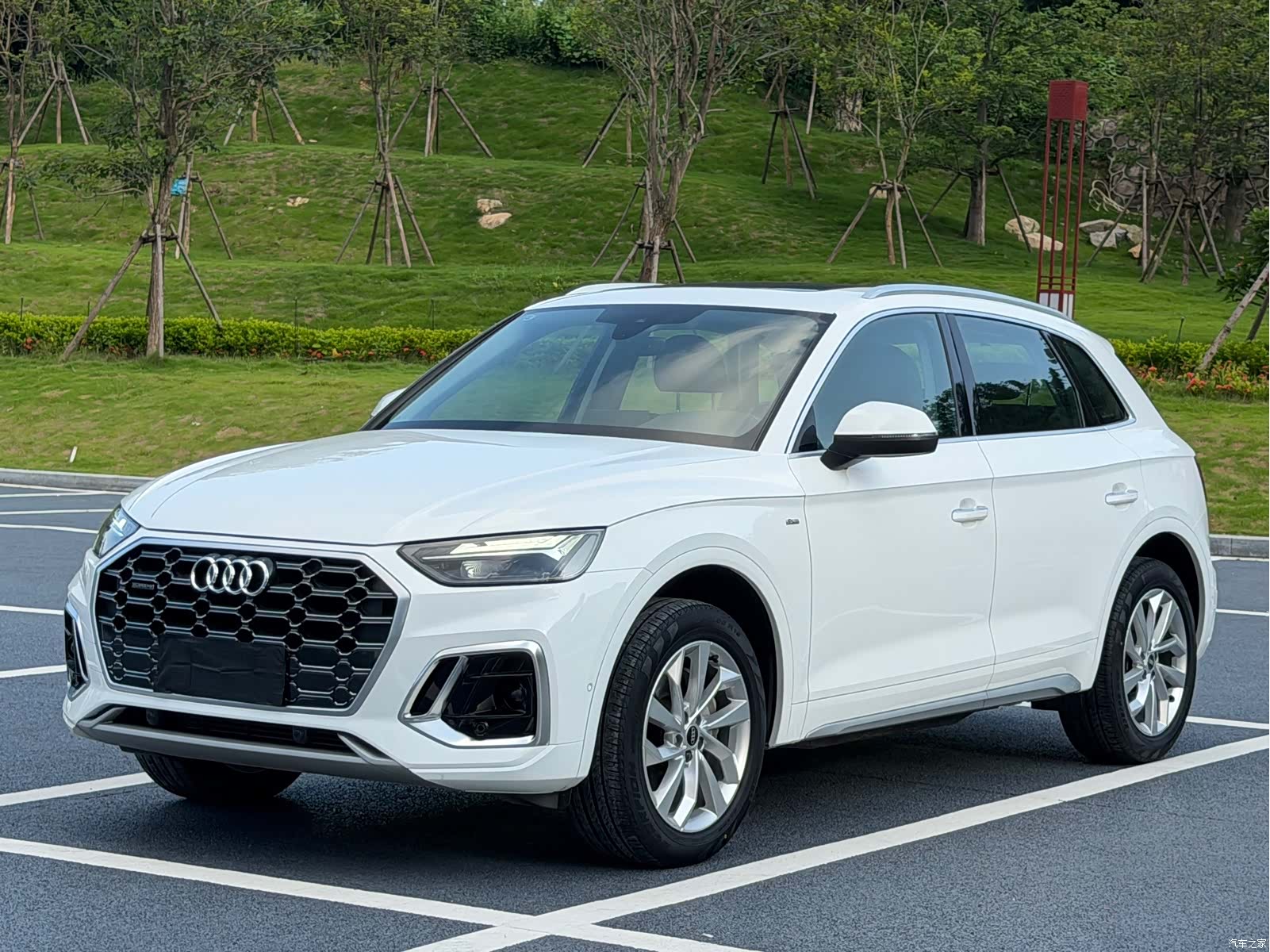 Audi Q5L, 2022 1