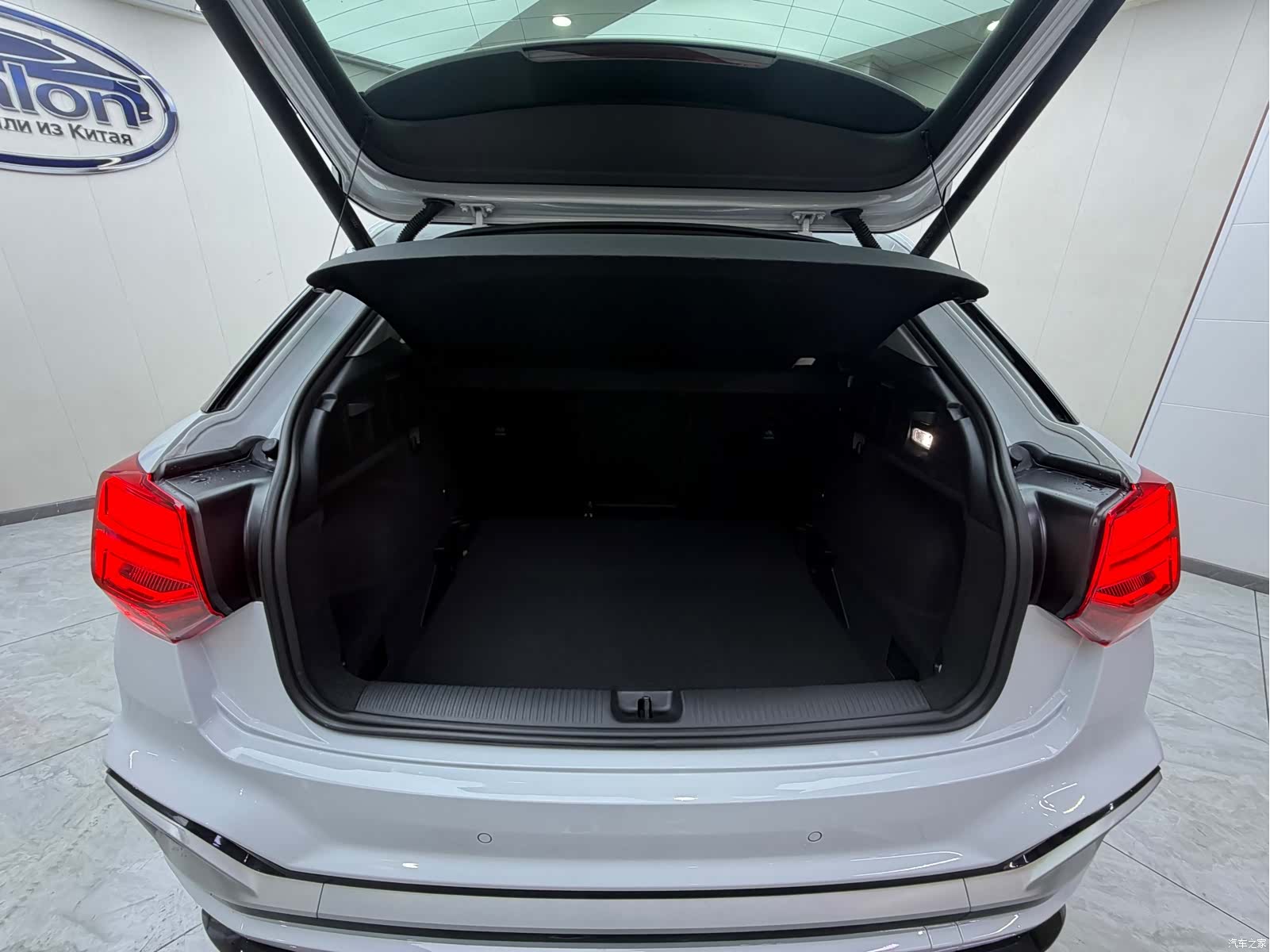Audi Q2L, 2022 19