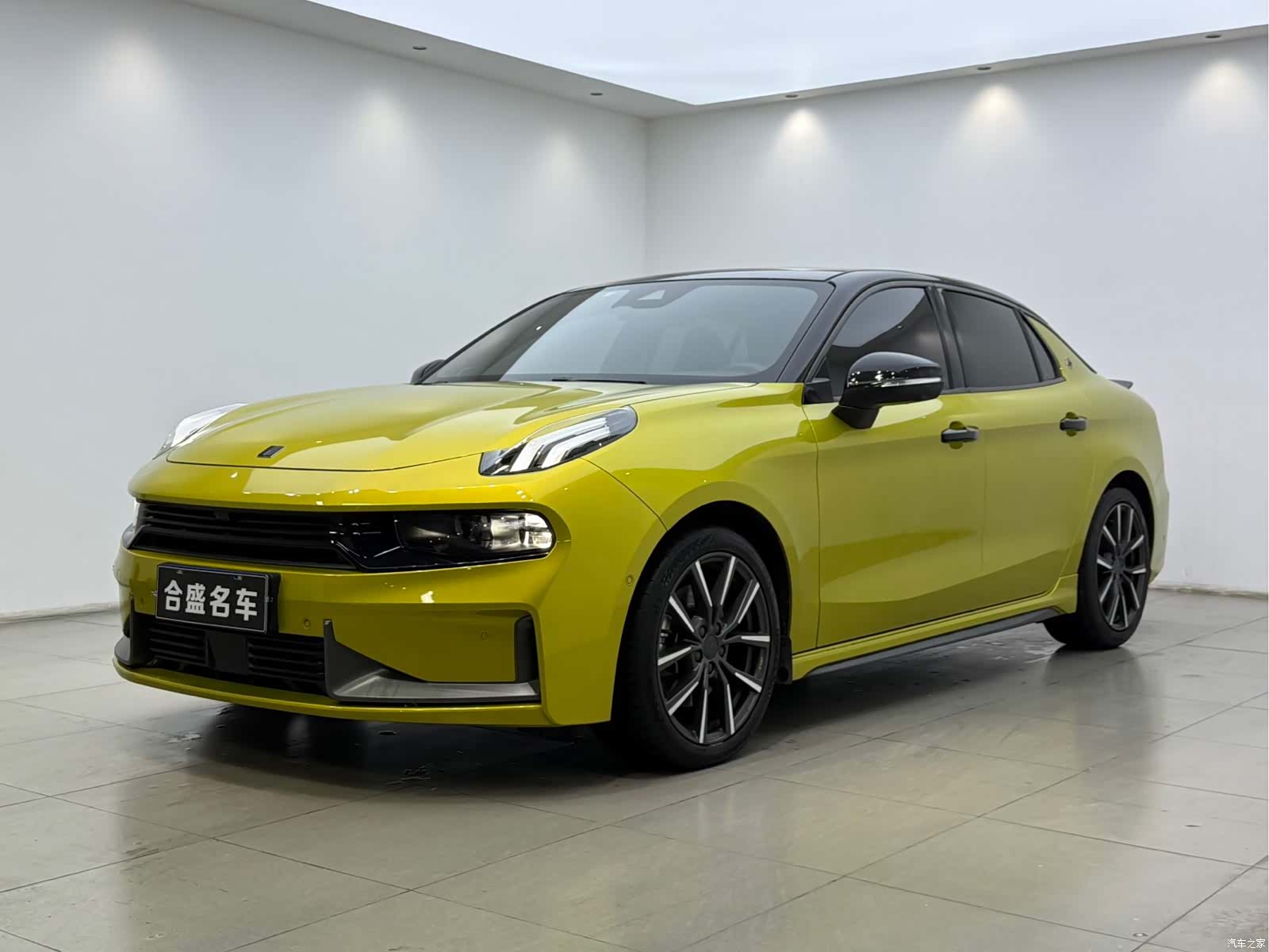 Lynk & Co 02