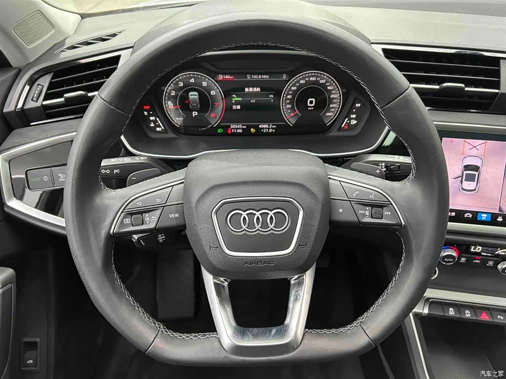 Audi Q3, 2022 3