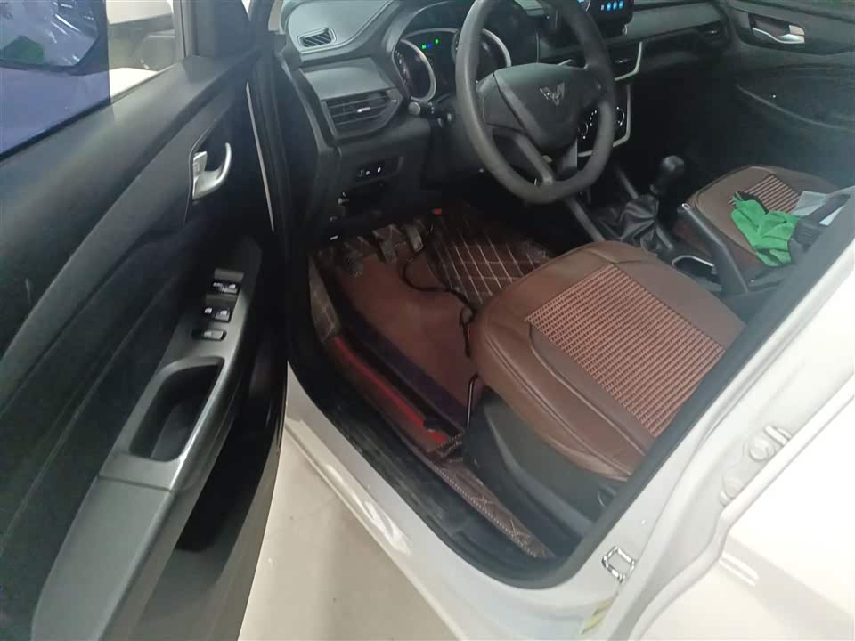 Wuling Wuling Hongguang S3