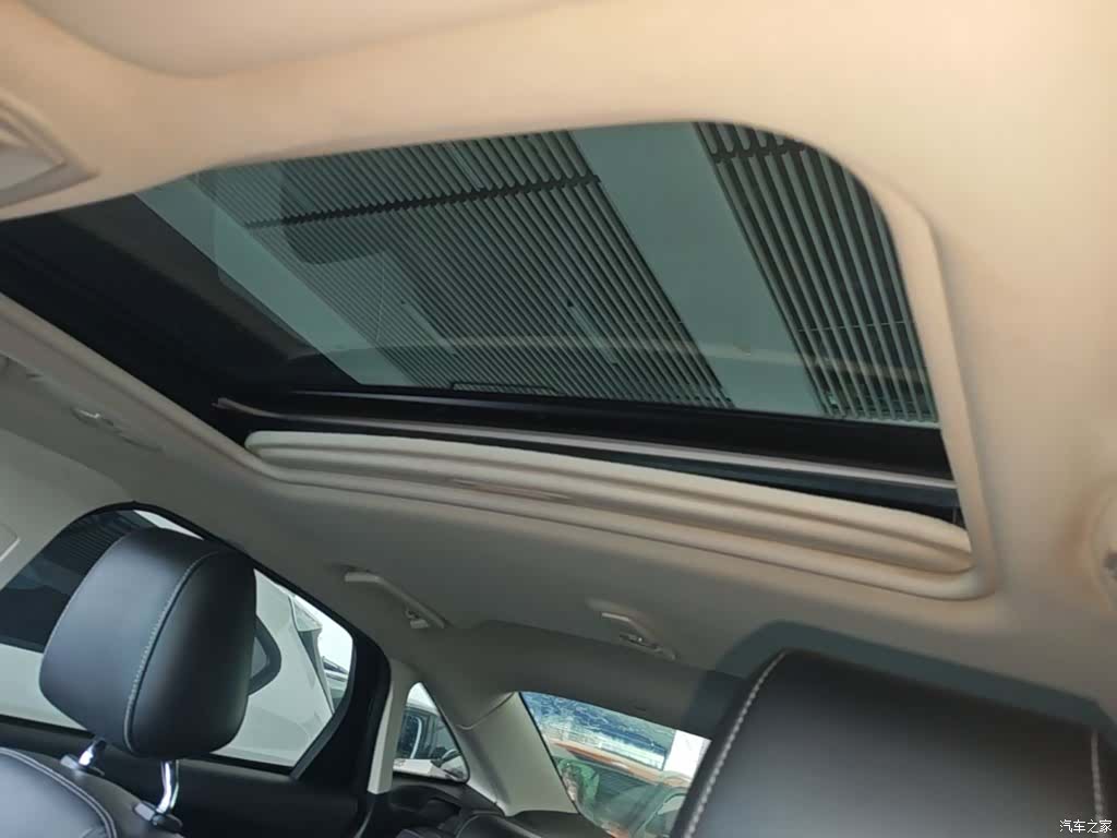 Ford Focus, 2015 18