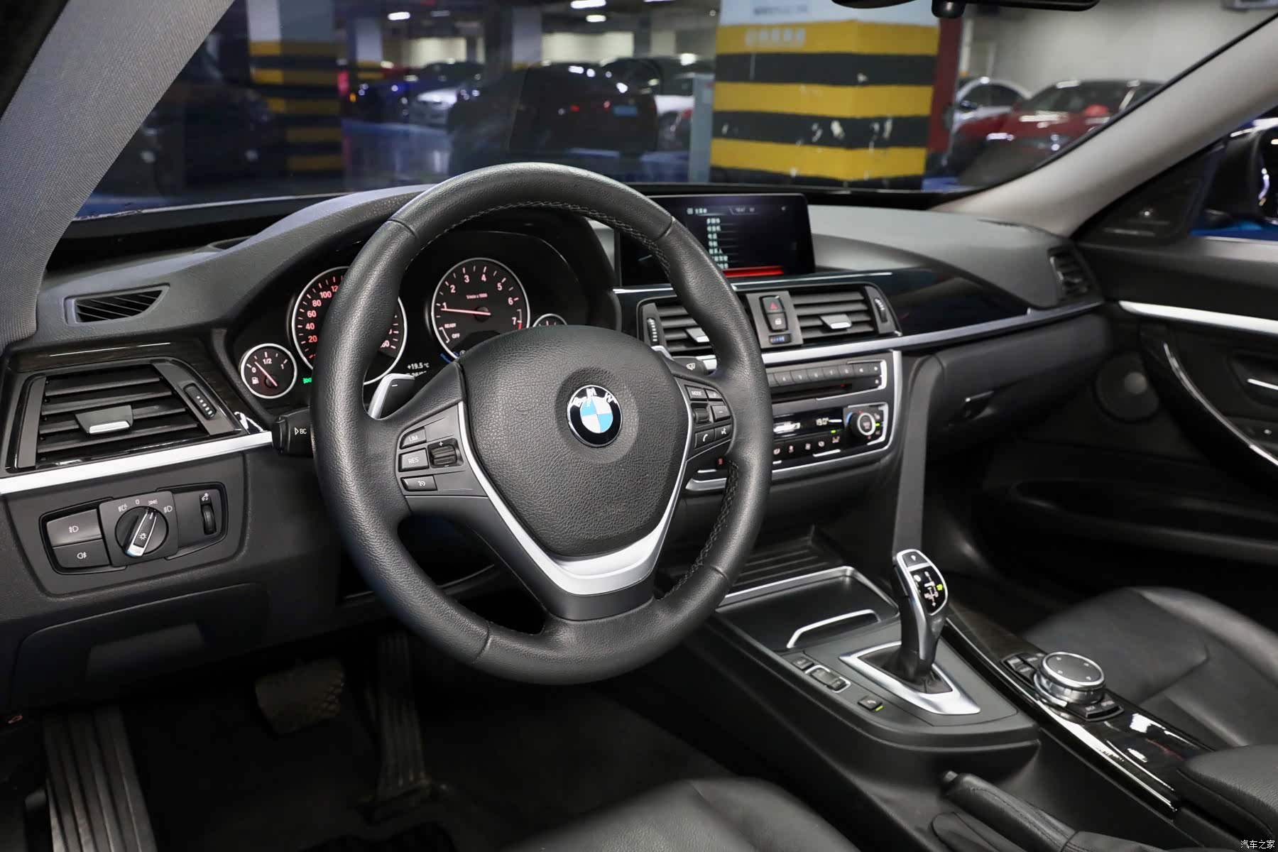 BMW 3 Series, 2016 12