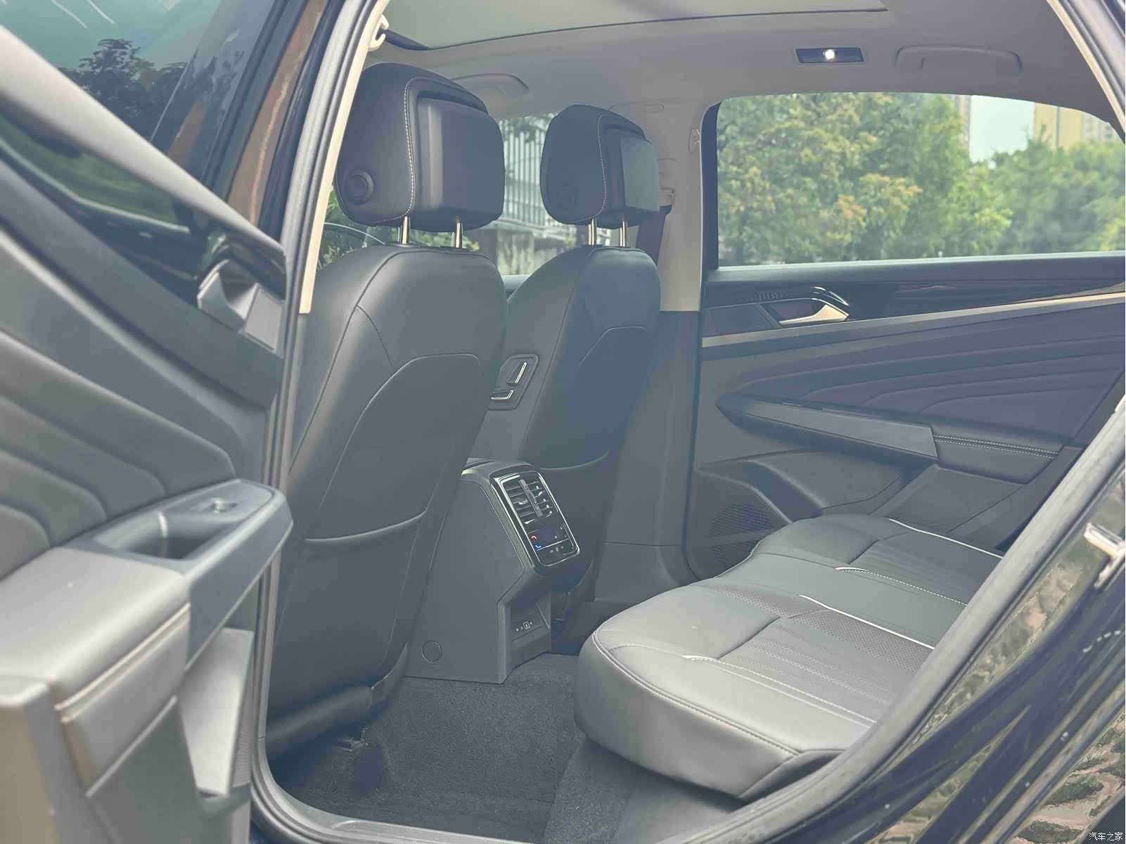 Volkswagen Passat, 2024 6