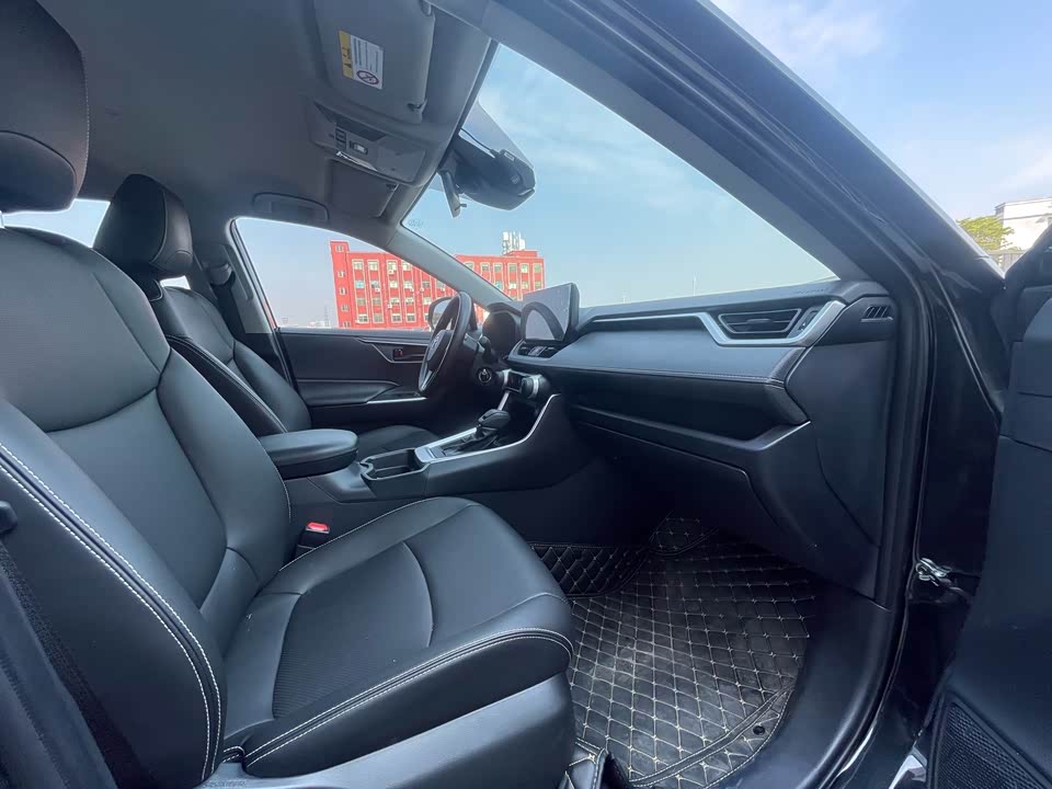 Toyota RAV4 Rongfang