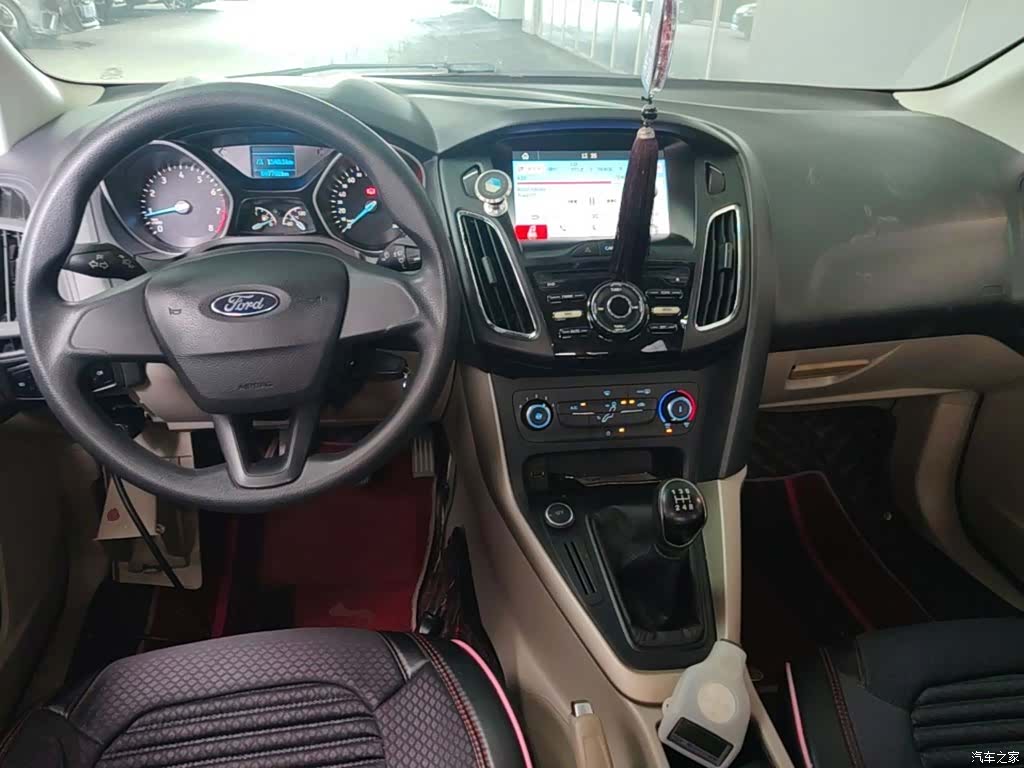Ford Focus, 2017 16