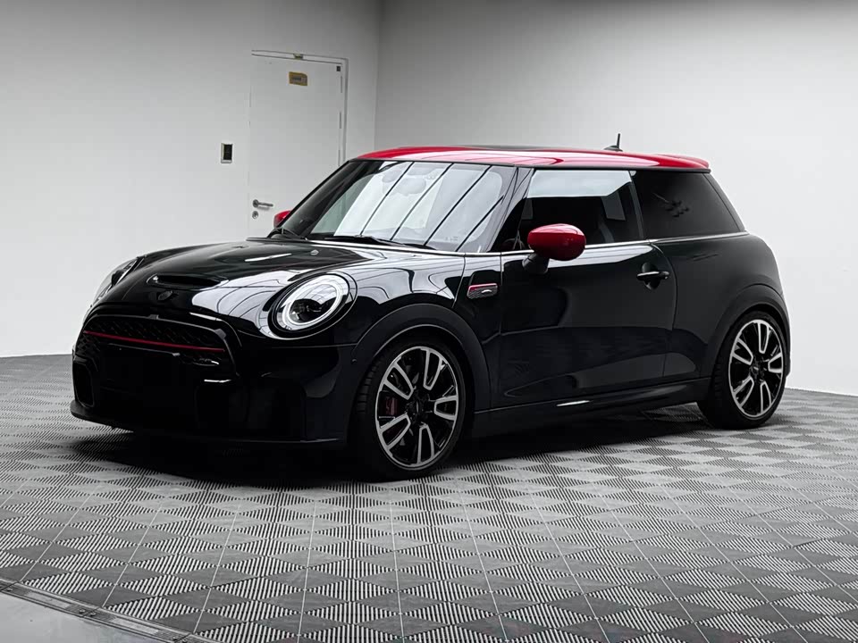 MINI JCW