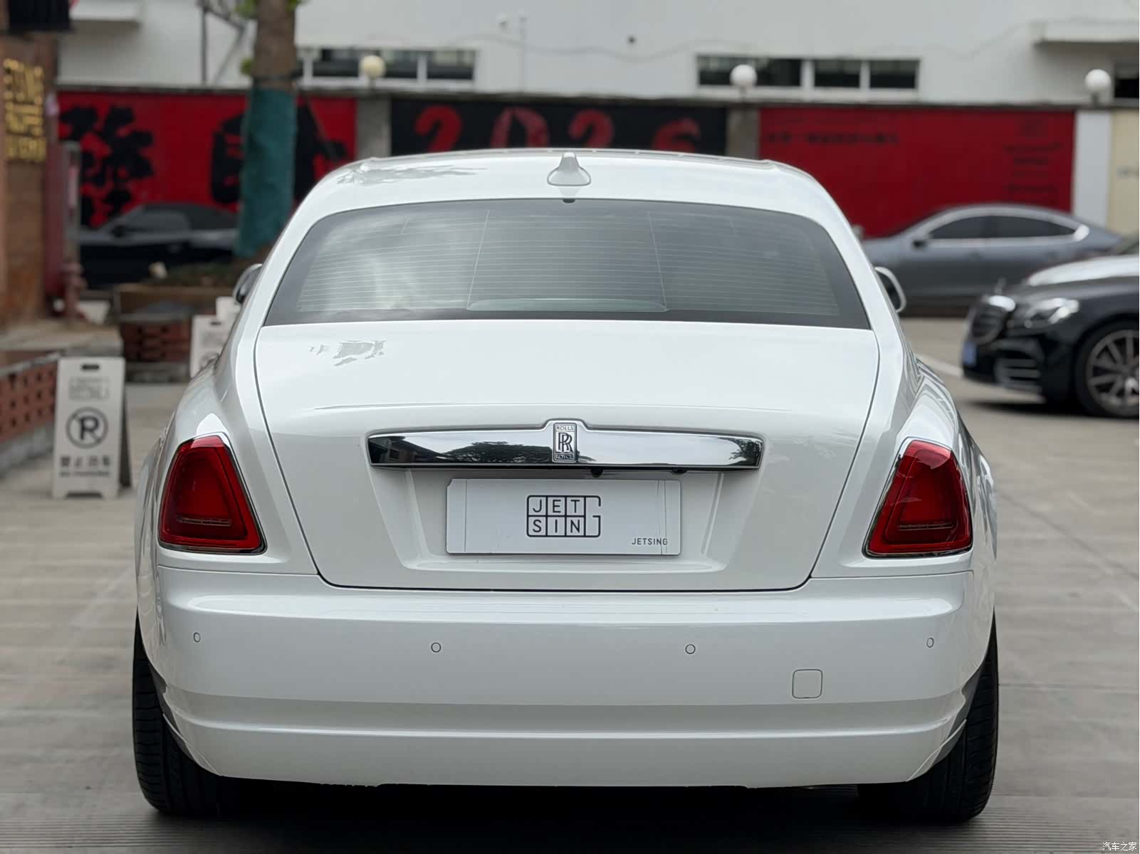 Rolls-Royce Ghost, 2018 3