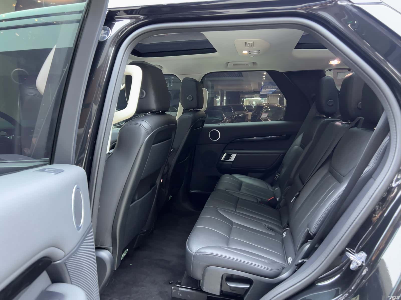 Land Rover Discovery, 2020 6