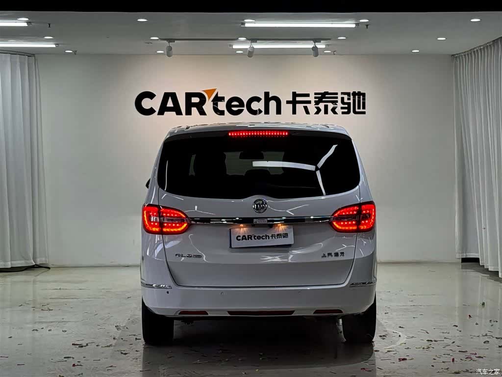 Buick GL8, 2019 6