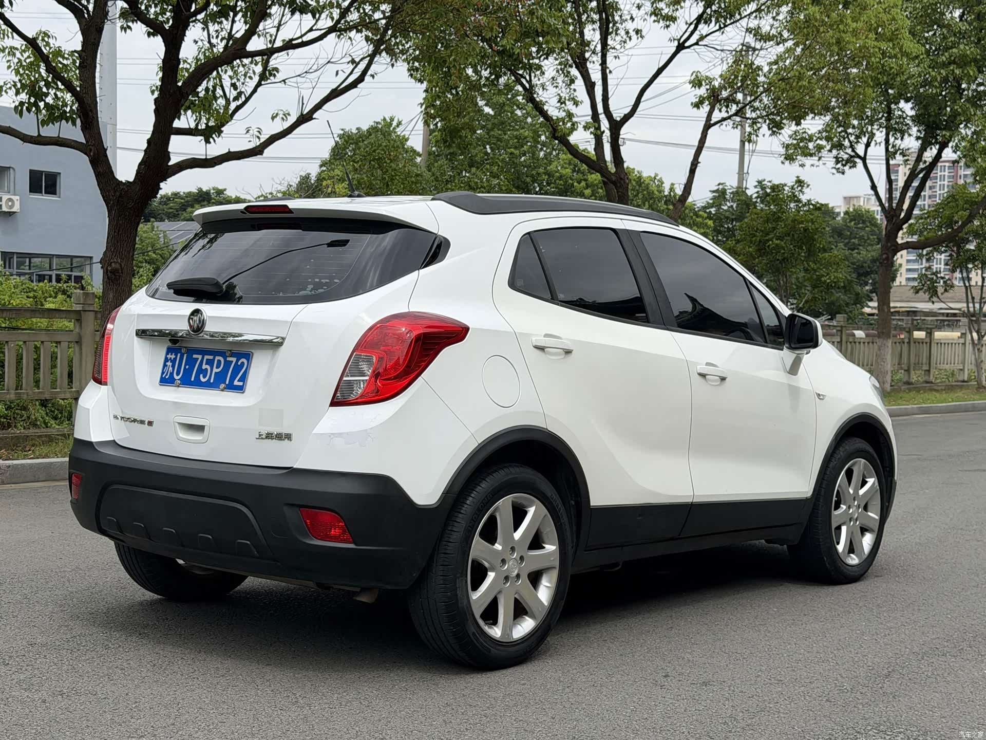 Buick Encore, 2015 9