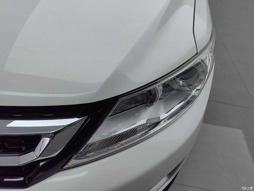 DongFeng AX3, 2016 7