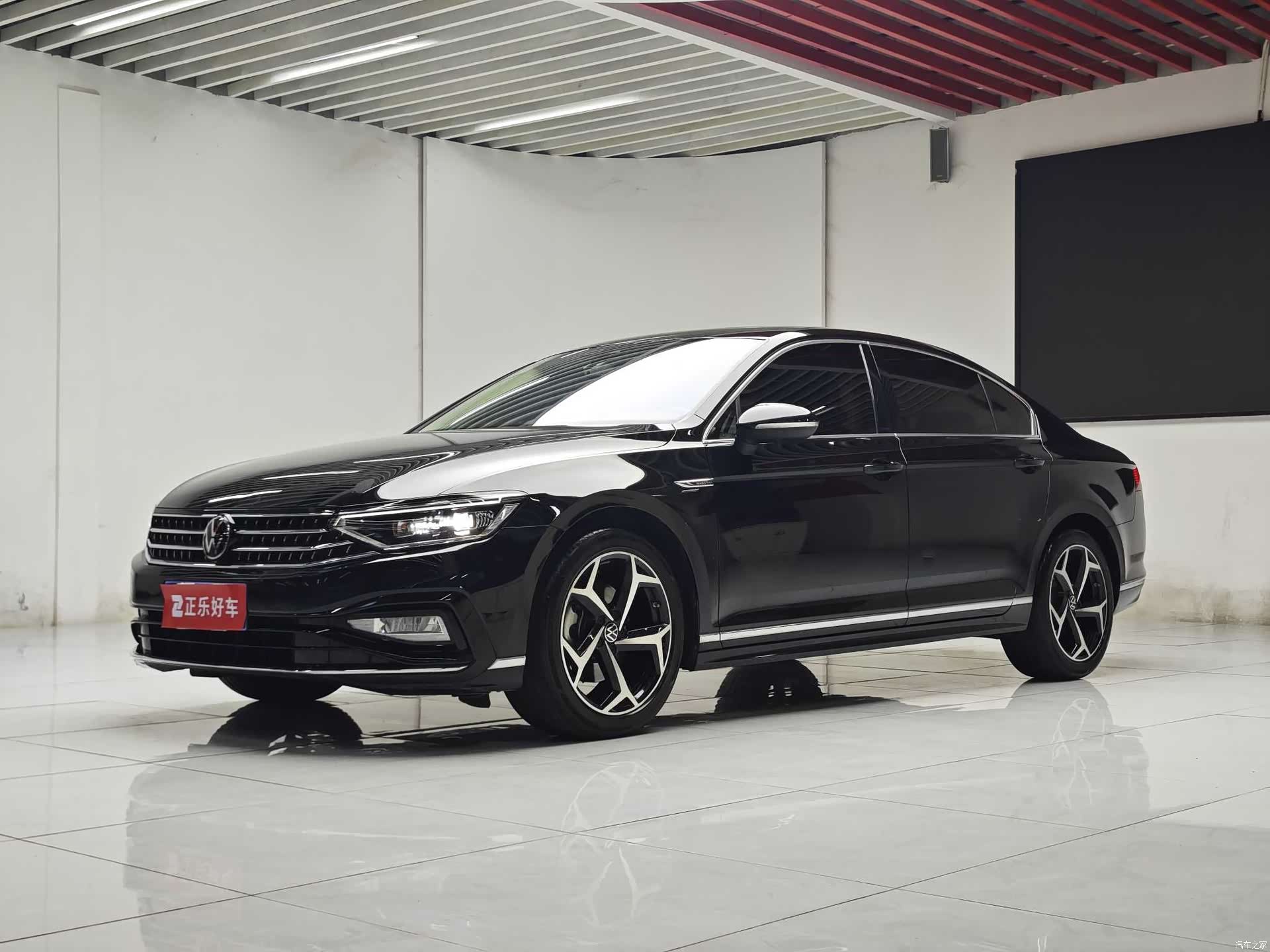Volkswagen Magotan, 2023 1