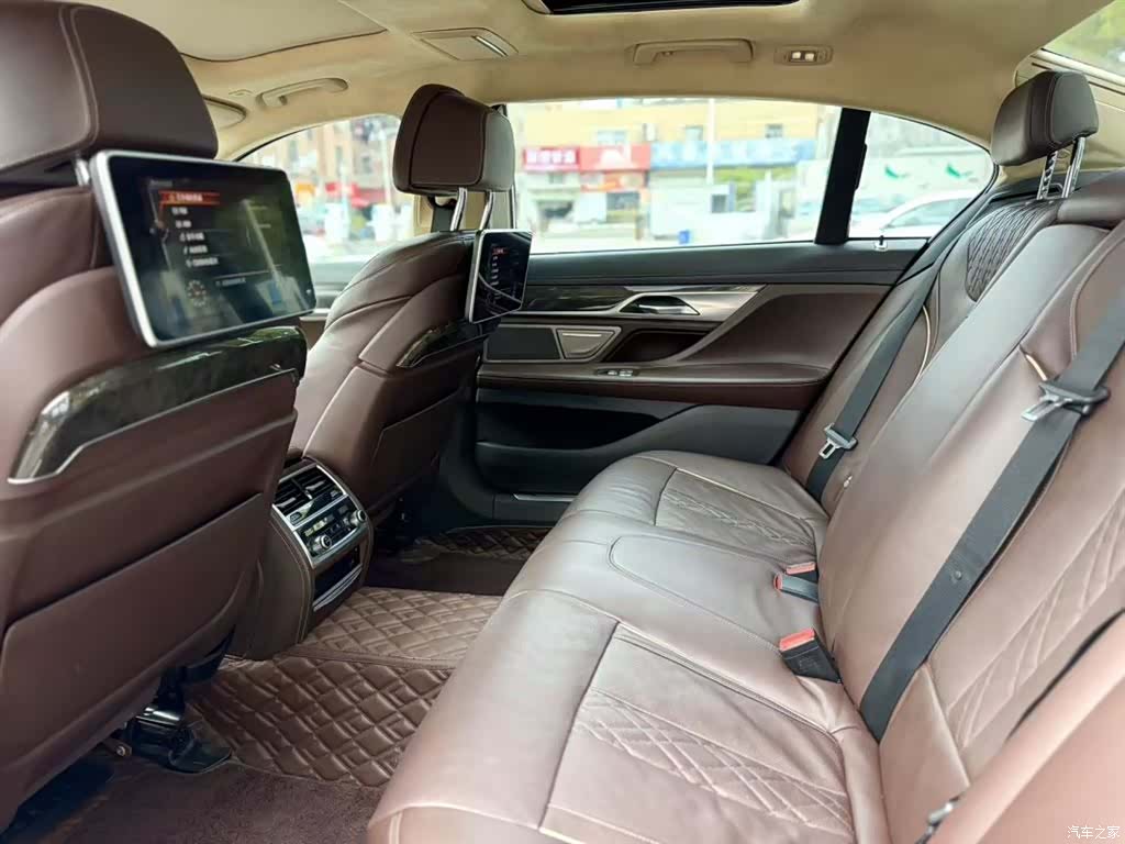 BMW 7 Series, 2016 4