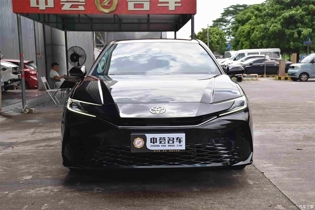 Toyota Camry, 2024 2