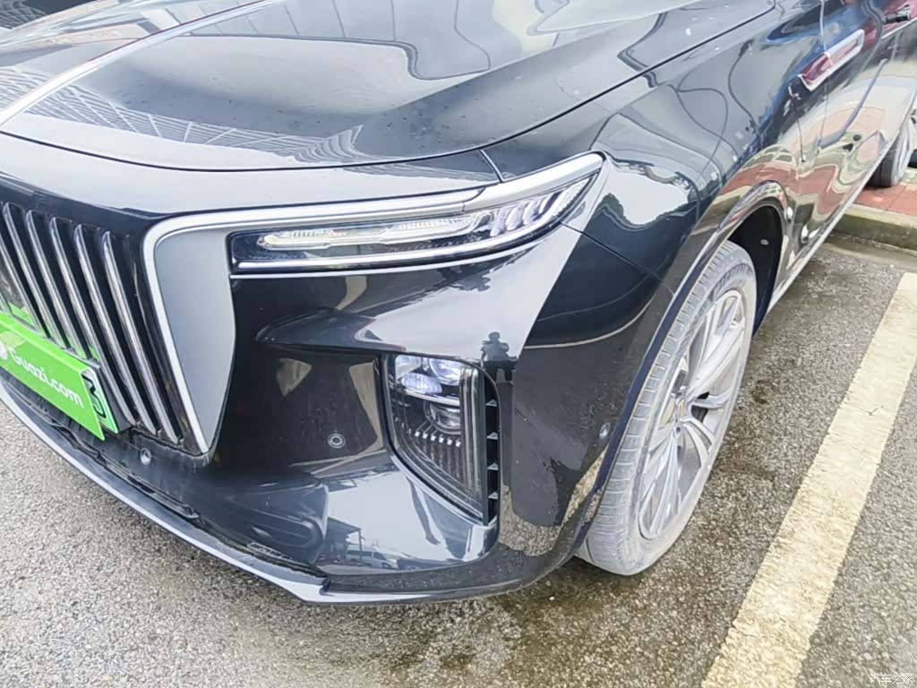 Hongqi E-HS9, 2023 24