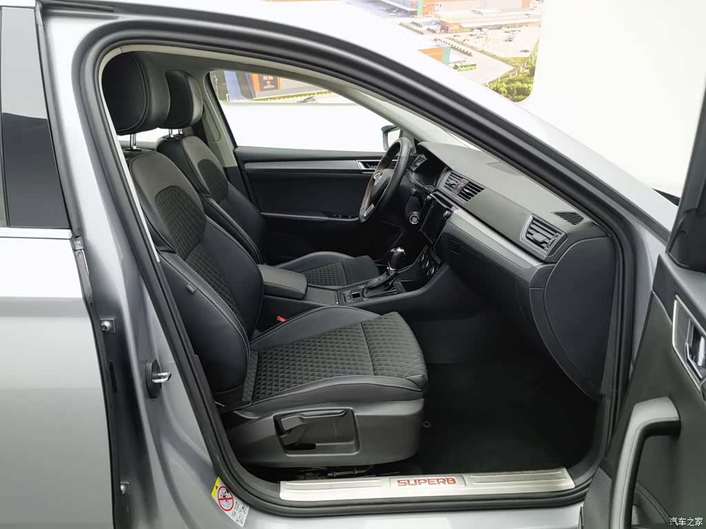 Skoda Superb, 2018 23